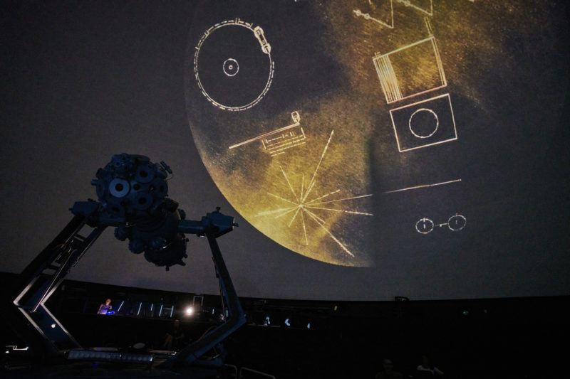 Hello Universe! / Planetarium #13
